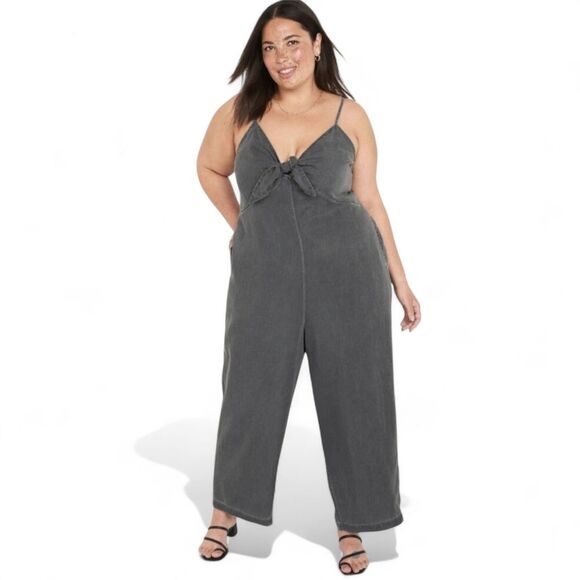Old Navy Tie Front Smocked Back Tencel Lyocell Wide-Leg Jumpsuit Size XL. - Picture 1 of 10